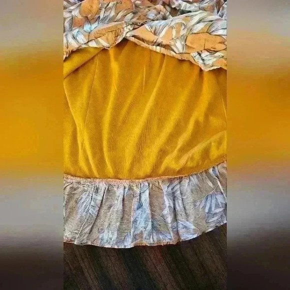 Emory Park Wrap Mini Skirt in Orange  and Gray Floral Size M EUC - Picture 7 of 10